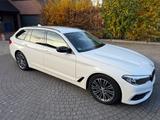 BMW 530d Touring | Sportsline | AHK | 8-fach bereift