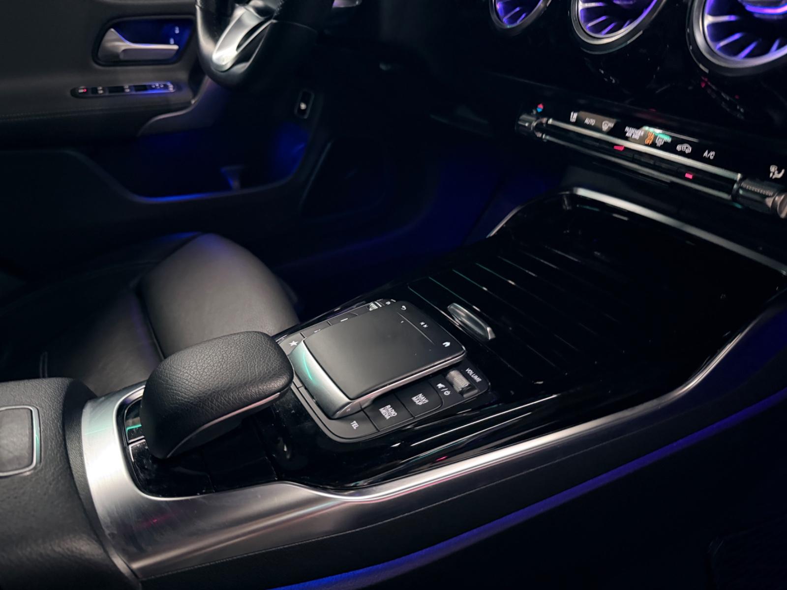Mercedes-Benz CLA 35 AMG Shooting Brake BURMESTER*2.HD*MB 100
