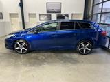 Toyota Avensis Touring 1.8 Sports Comfort+STHZ+Navi+19" - Toyota Avensis: Sport