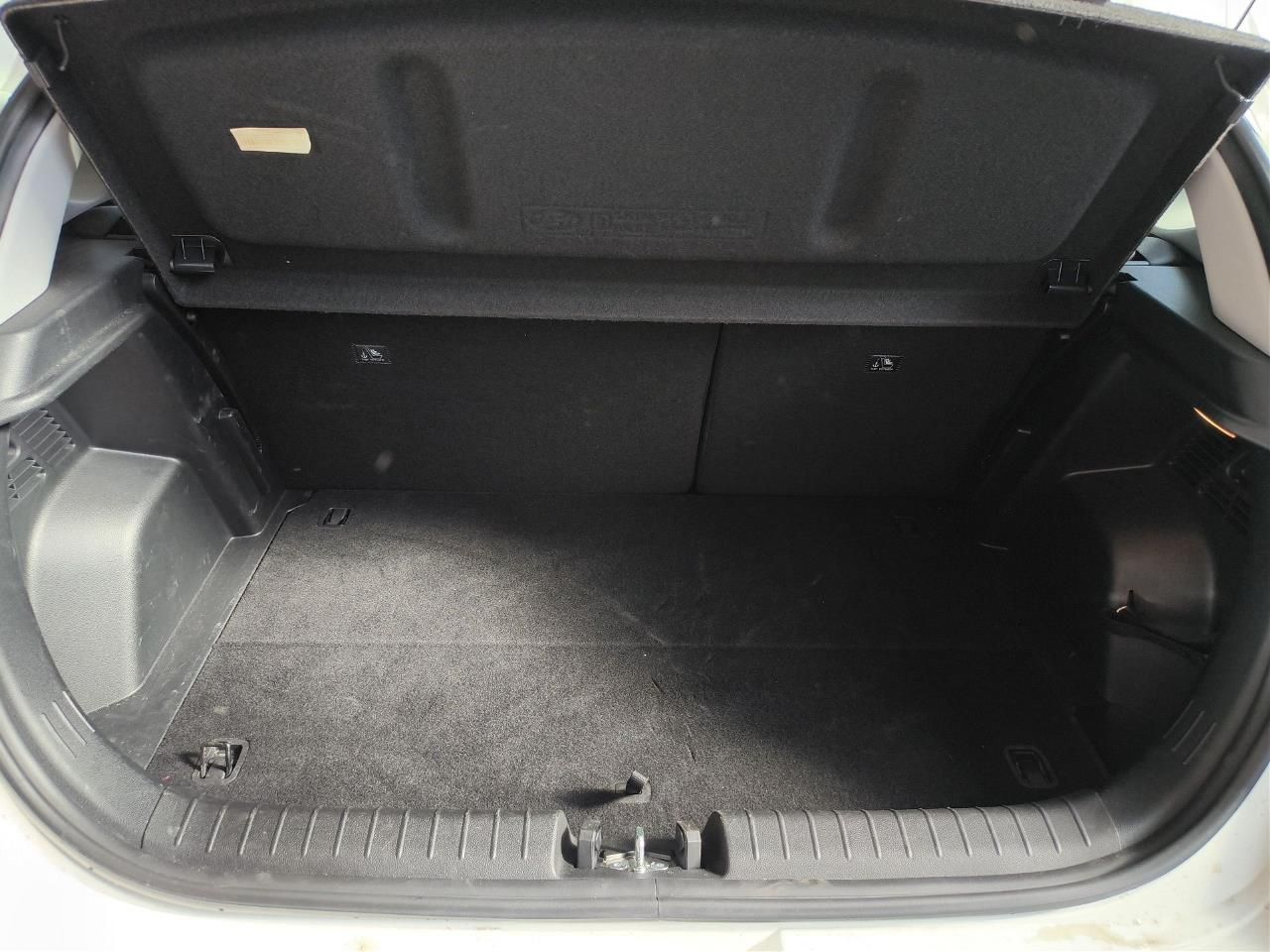 Fahrzeugabbildung Hyundai i20 DCT TREND LED*SHZ*LHZ*NAVI*CARPLAY*KAMERA*