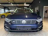 Volkswagen Passat Variant Highline*R-LINE*PANO*LED*MASSAGE - Volkswagen Passat Variant mit Diesel-Antrieb: Automatik