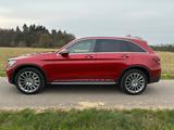 Mercedes-Benz GLC 300e AMG Hybrid, Junge-Sterne-Garantie - Mercedes-Benz GLC 300: Rot
