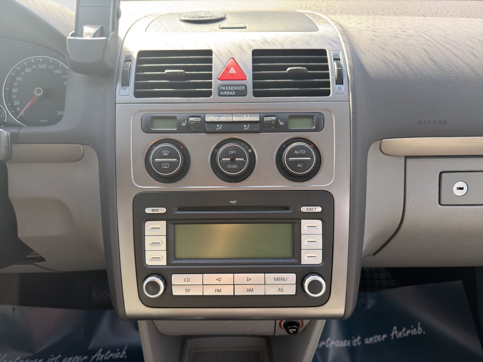 Fahrzeugabbildung Volkswagen Touran Trendline DSG/II.Hand/SHZ/Klimaauto./