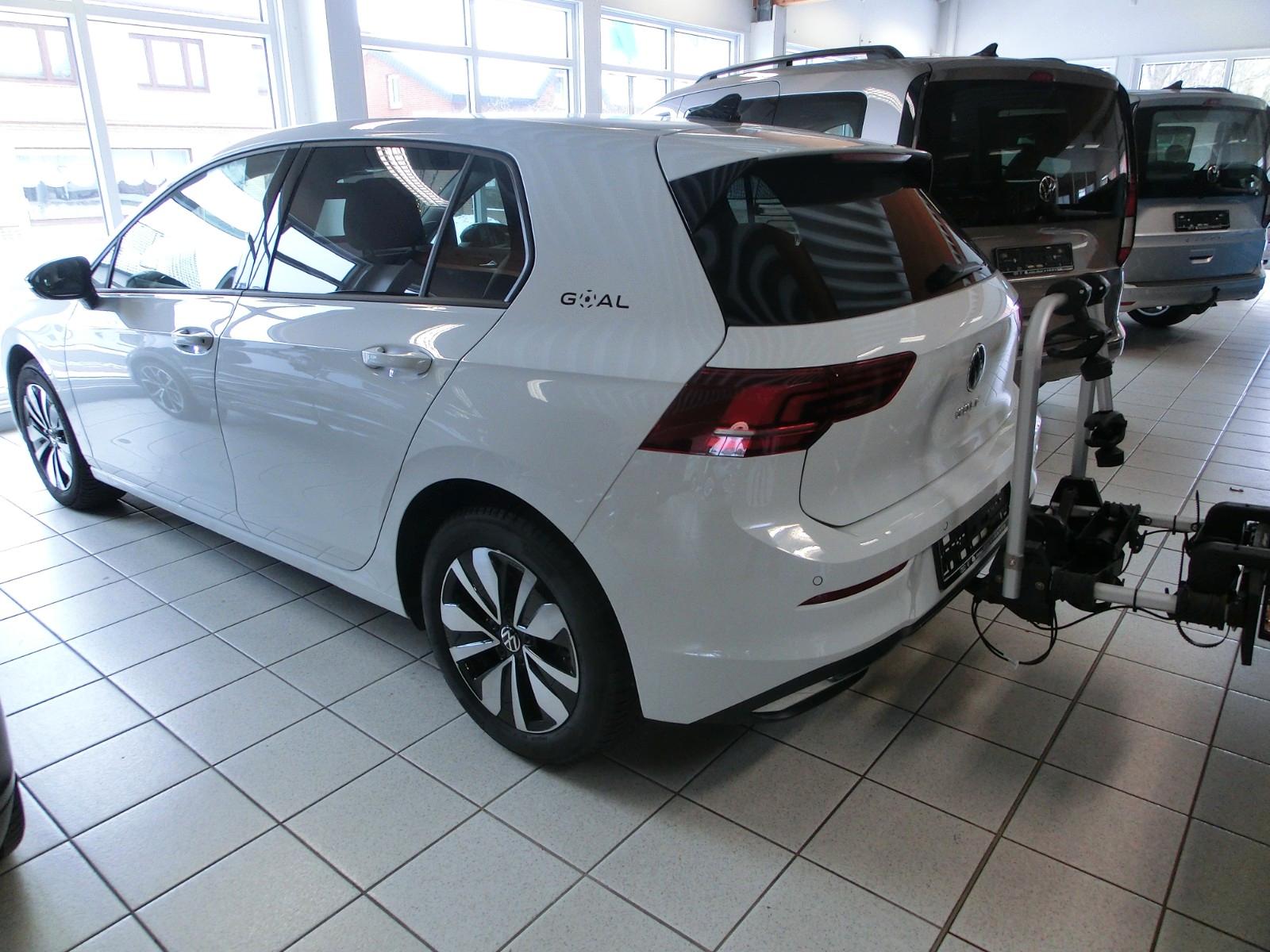 Volkswagen Golf VIII Lim. 1.5 TSI Goal AHK Kamera