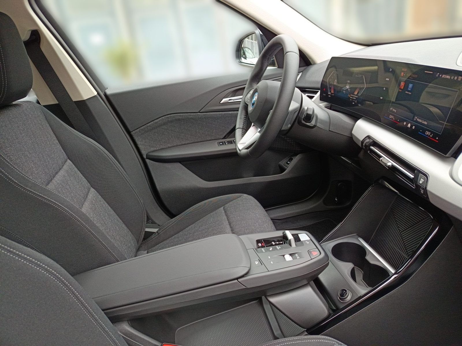 BMW iX1 - Bild 22