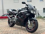 Honda CBR 900 RR, Fireblade,SC 33 - Angebote entsprechen deinen Suchkriterien