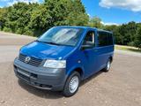 Volkswagen VW T5 Transporter - Volkswagen T5 Transporter in Köln