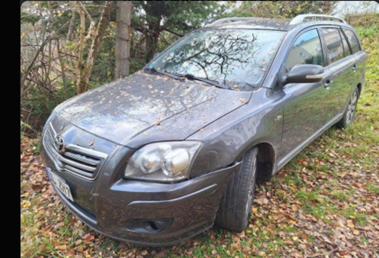 Toyota Avensis Kombi 2.2 Diesel