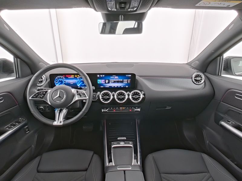 Fahrzeugabbildung Mercedes-Benz EQA 250+ BONUS+PANO+AMBIENTE+LENKRADHEIZ+KAMERA+