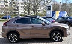 MITSUBISHI Eclipse Cross Plus 2.4 Select Hybrid 4WD Navi 1H MITSUBISHI Eclipse Cross Plus 2.4 Select Hybrid 4WD Navi 1H