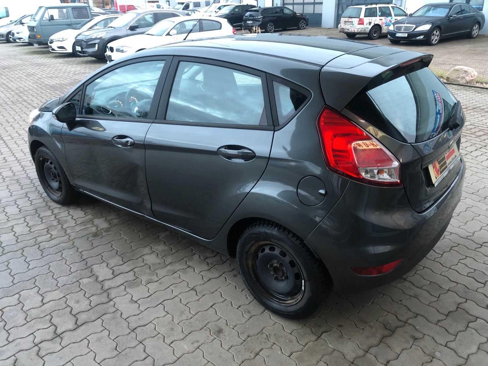 Fahrzeugabbildung Ford Fiesta Celebration