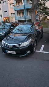 Toyota Avensis 2,0-l-D-4D - - Toyota Avensis in Dresden