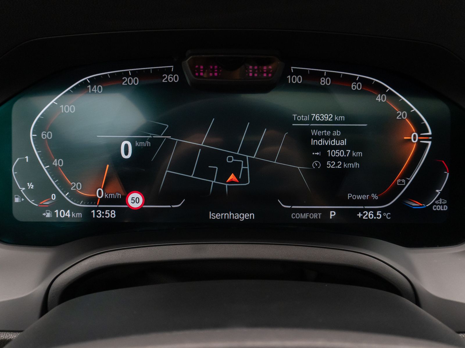 Fahrzeugabbildung BMW 330i xD SportLine Panorama DAB HiFi AHK Komfort