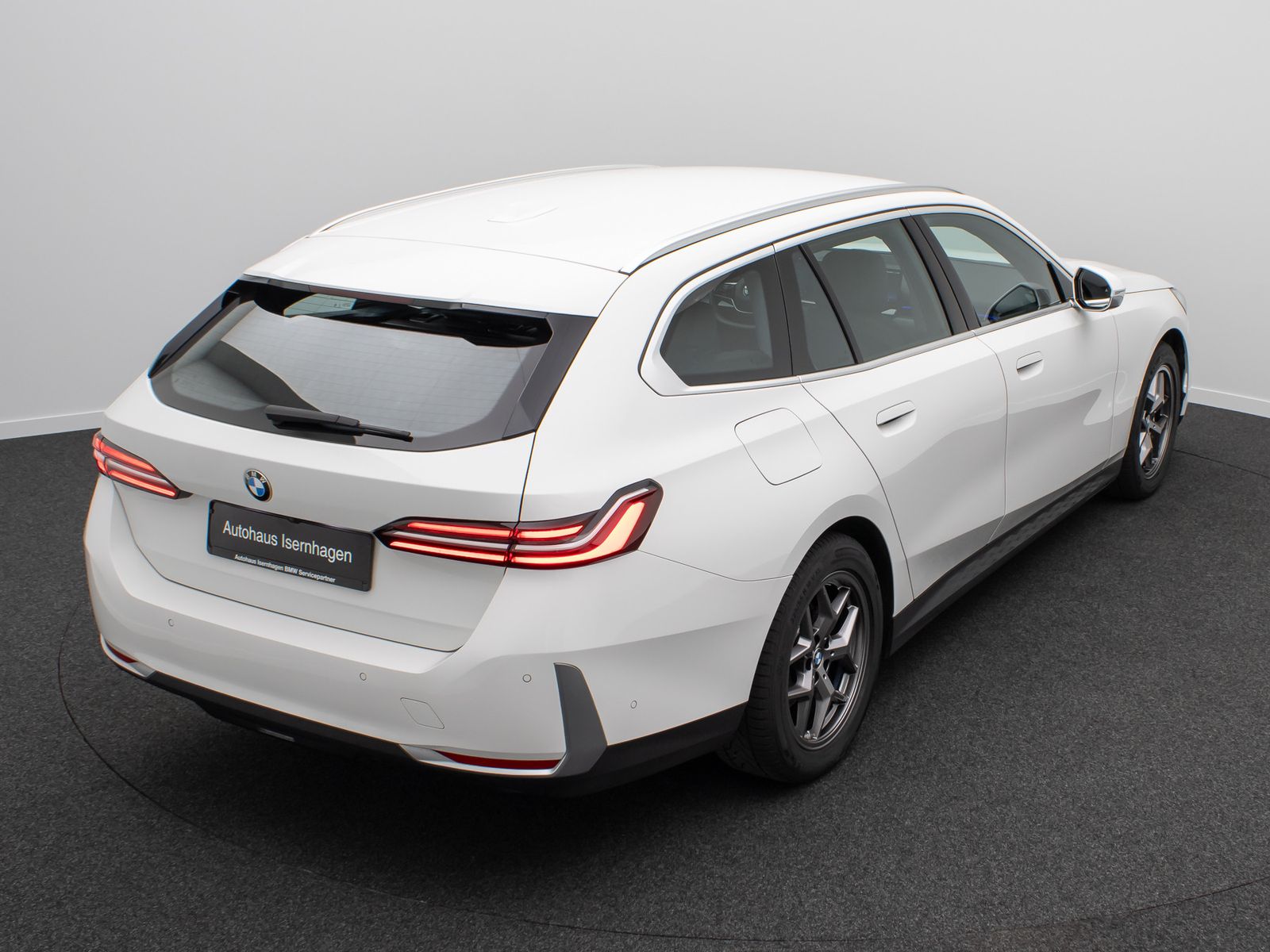 Fahrzeugabbildung BMW 520d Alarm Kamera DAB Leder Sportsitz 18Zoll