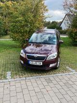 Skoda Roomster 1.2l TSI 63kW Ambition Ambition - Skoda Roomster: Rot