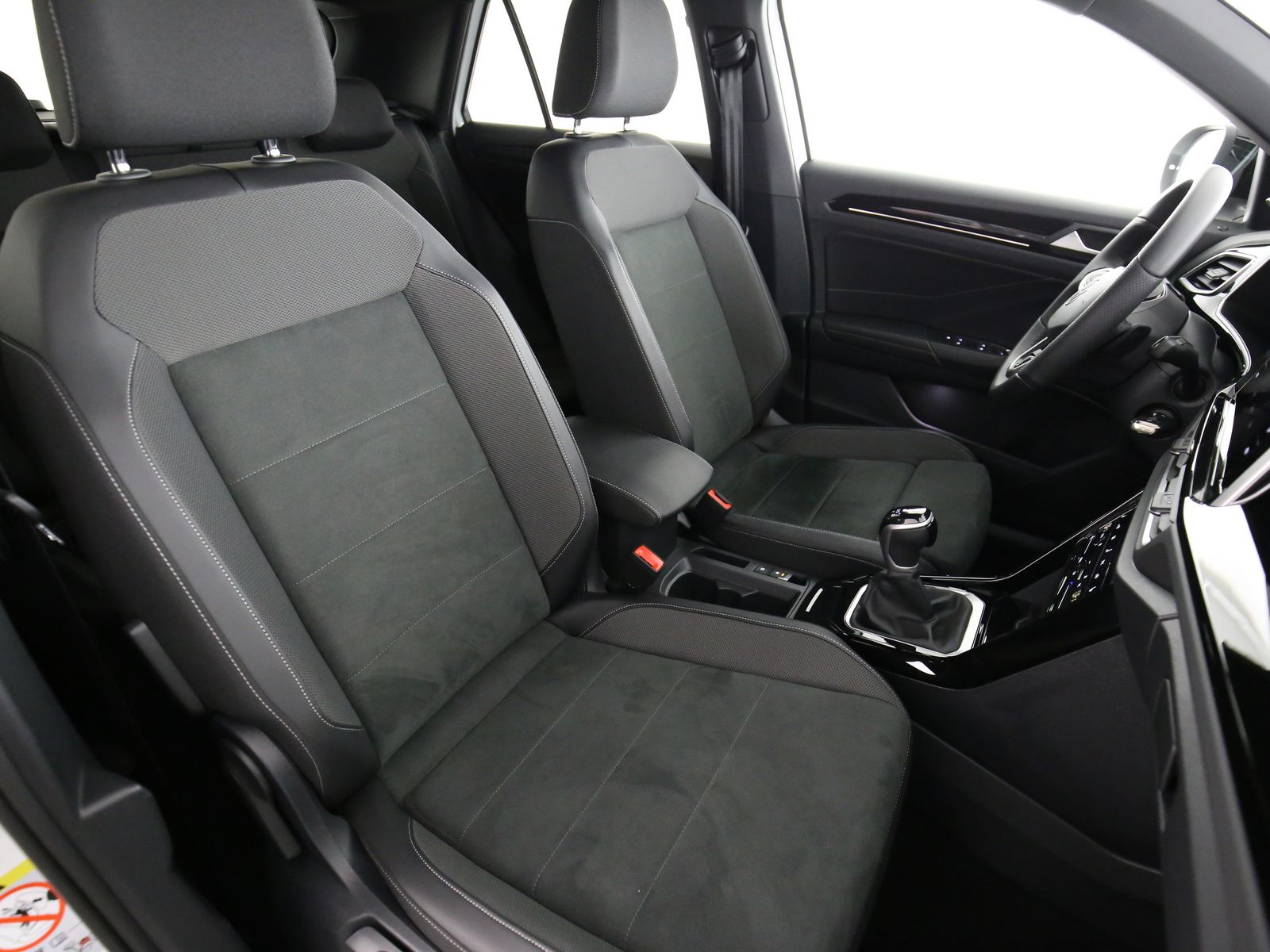 Volkswagen T-Roc - Bild 18