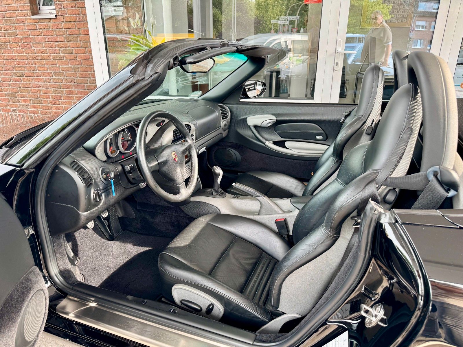 Fahrzeugabbildung Porsche Boxster 2.7 Leder/Klimaaut./Sitzheizung/62 Tkm