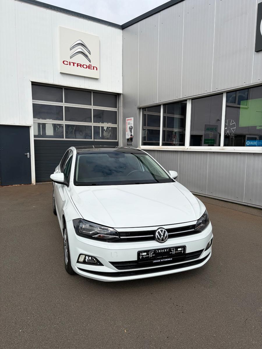 Volkswagen Polo VI Comfortline *Schiebedach, Navi*