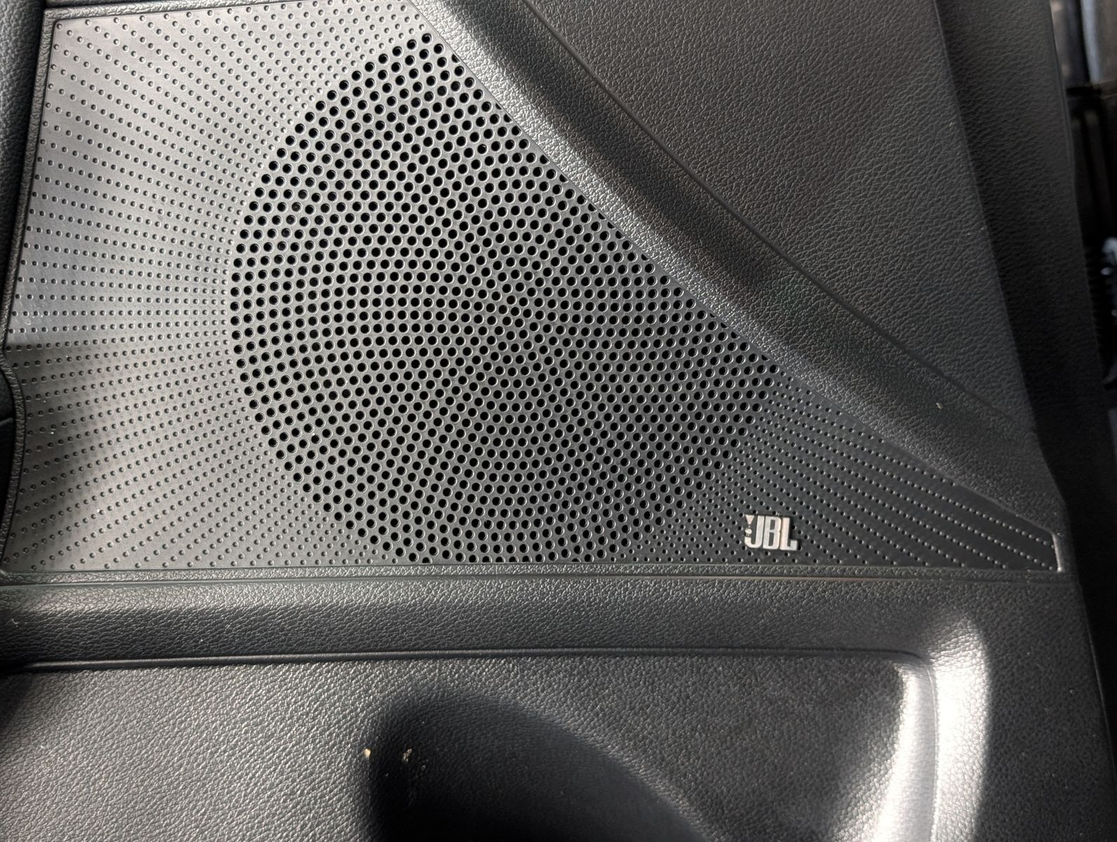 Fahrzeugabbildung Kia cee'd / Ceed 1.5 T-GDI Ultimate Style-Pk SCC JBL