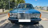 Mercedes-Benz 250 - sehr gut erhalten - einsteigen + losfahren - blaue Mercedes-Benz 250