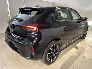 Fotografie 9 des Opel Corsa 1.2 Direct Injection Turbo GS