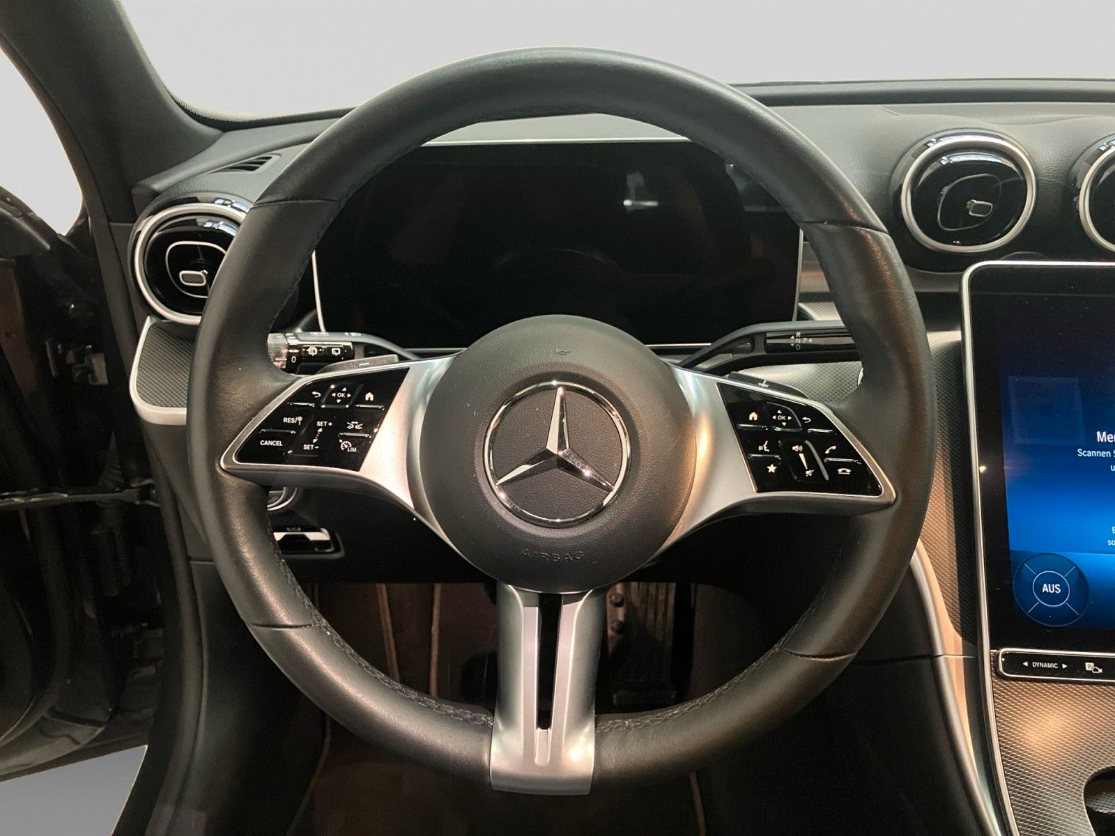 Mercedes-Benz C 300 - Bild 5