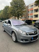 Opel Signum Edition Plus 2.2 Direct Automatik Edi... - Opel Signum mit Benzin-Antrieb: Kombi, 2.2