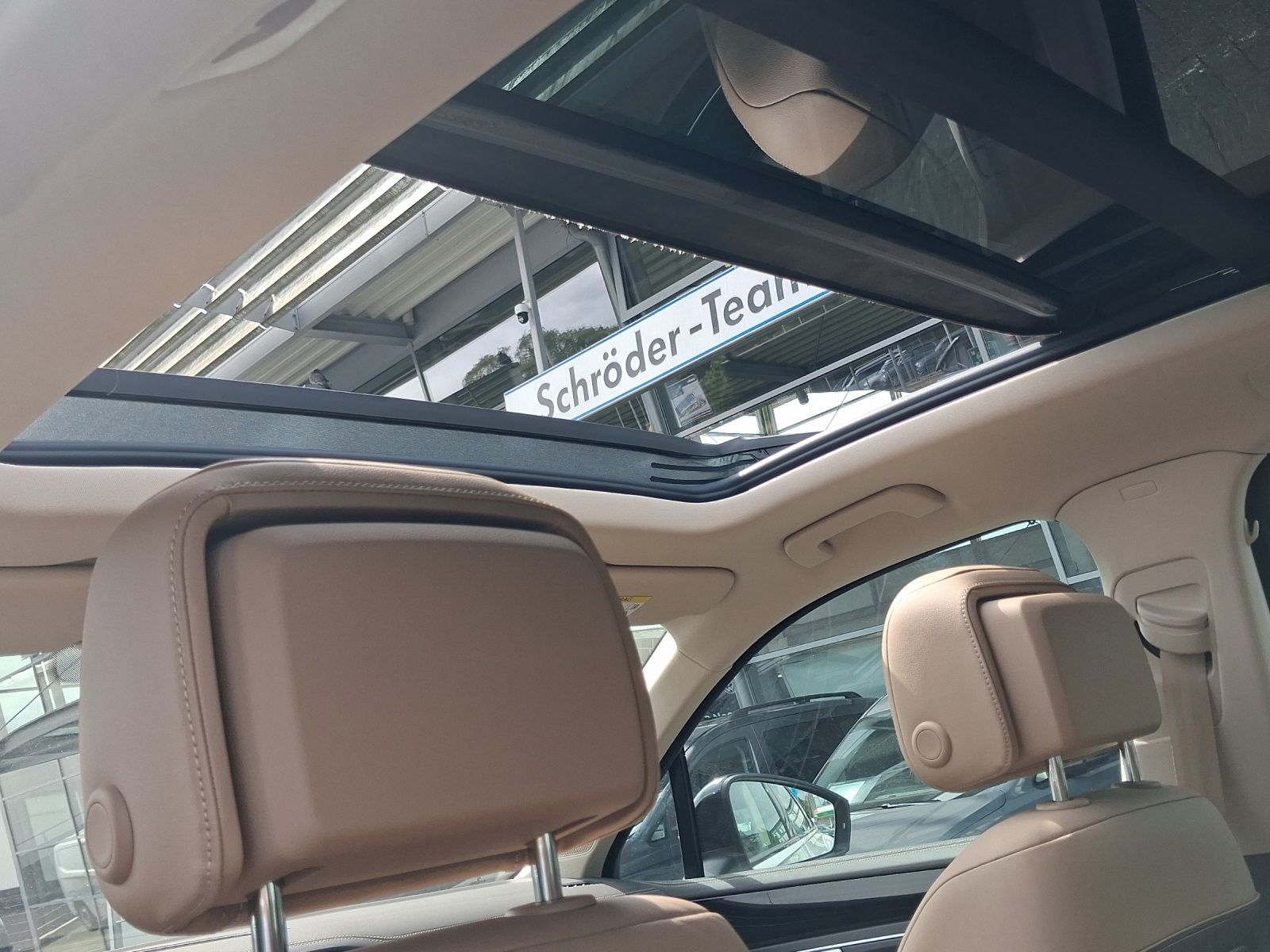 Volkswagen Touareg - Bild 15