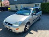 Ford Focus Turnier 1.6 Ghia - Ford Focus: Turnier Ghia