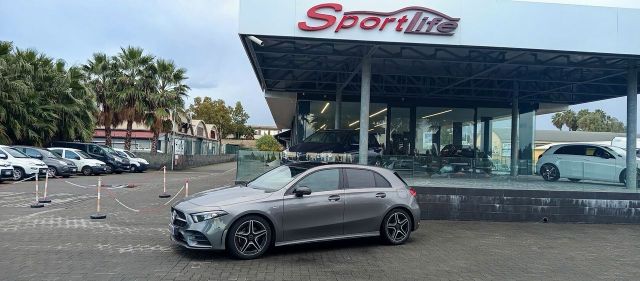 Mercedes-Benz Mercedes-benz A 180 d Automatic Premium AMG