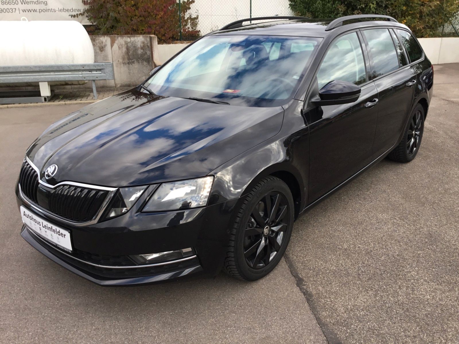 Fahrzeugabbildung SKODA Octavia 2.0 TSI DSG 4x4 Style Combi+AHK+Kamera