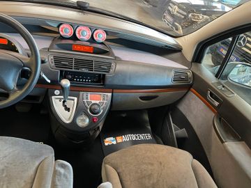 MYAUTOCENTER – Gebraucht- und Jahreswagen mit Werkstattservice in Pfaffenhofen Citroën C8 2.0 16V Tendance *2. Hand*Klima*7-Sitzer*PDC*