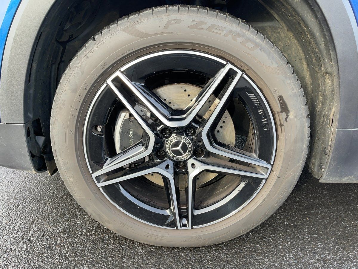 Fahrzeugabbildung Mercedes-Benz GLB 200 d AMG/Night/Kamera/AHK/19''