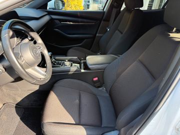 Mazda 3 - 9