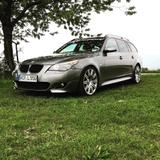 BMW E61 550i - BMW: E61