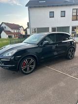 Porsche cayenne turbo - Porsche Cayenne aus 2011: Turbo