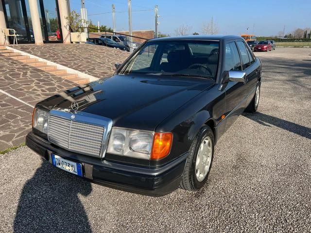 Mercedes-Benz MERCEDES-BENZ 250 W124 TURBO DIESEL