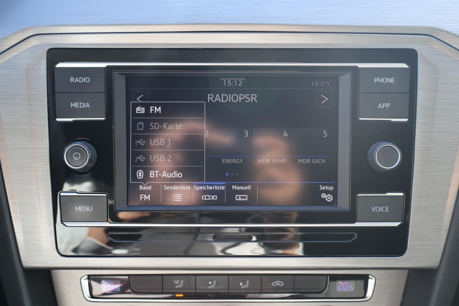 Volkswagen Passat 1.5 TSI LED Tempomat Klimaaut., миниатюра 12
