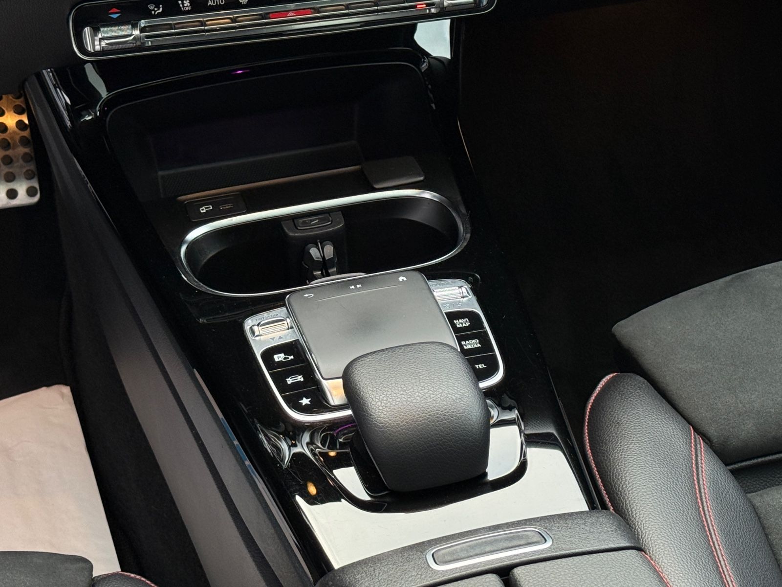 A 200 AMG Line Night Paket Navi LED Panorama