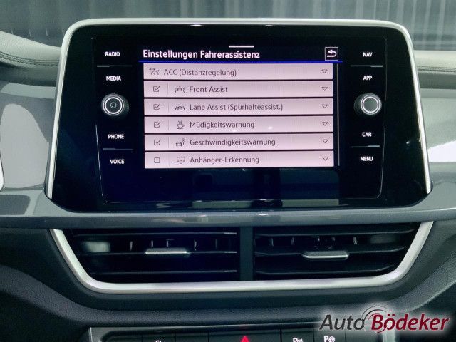 Volkswagen T-ROC 1.5 TSI DSG Style Bluetooth Navi LED Klima
