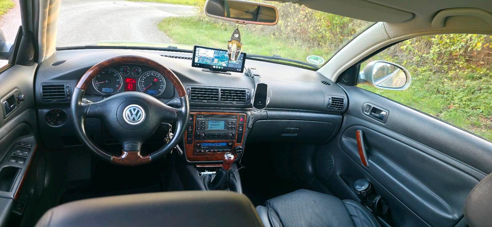 Volkswagen Passat 2004 — photo 7