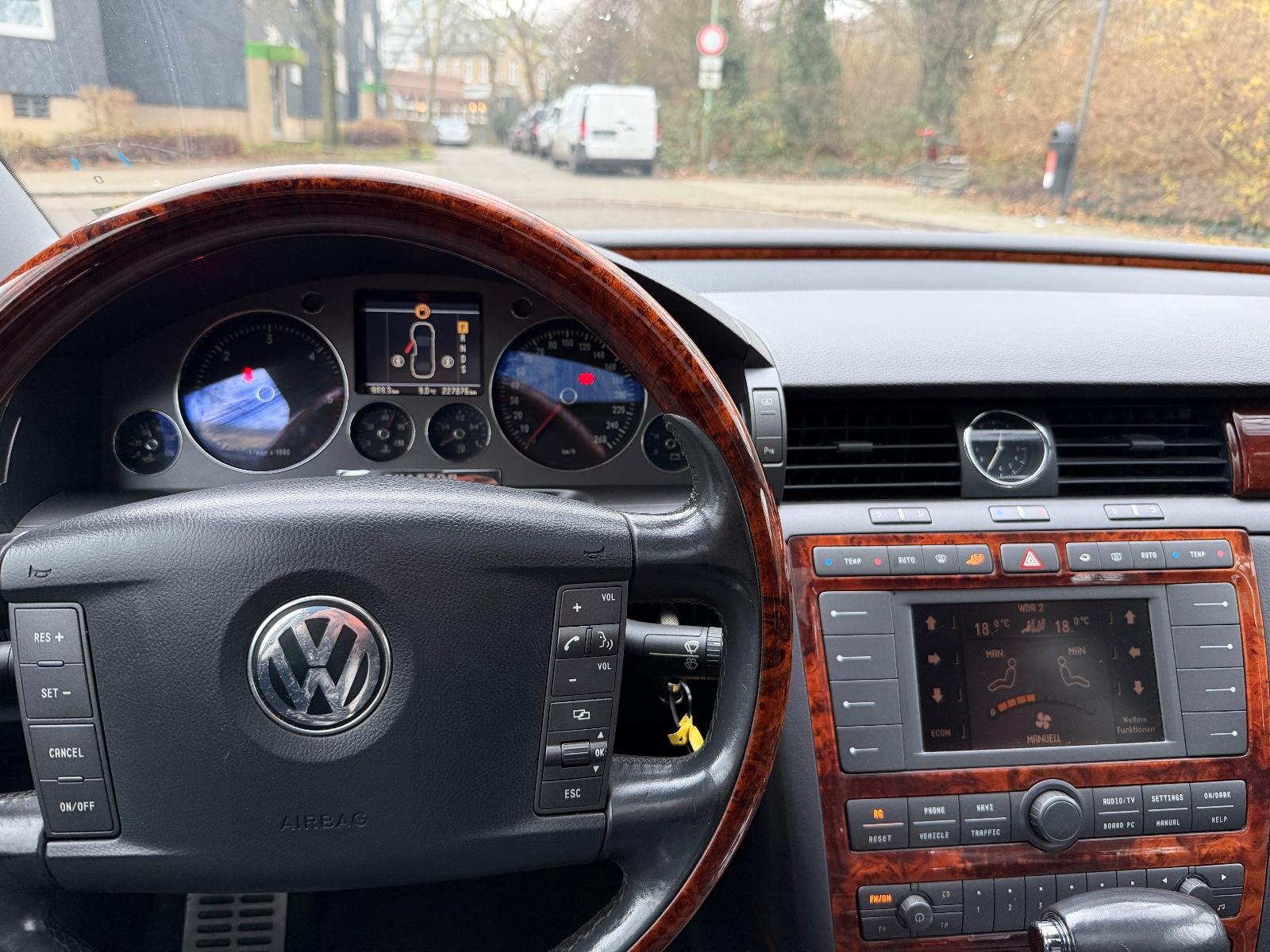 Volkswagen Phaeton V6 TDI 4Motion