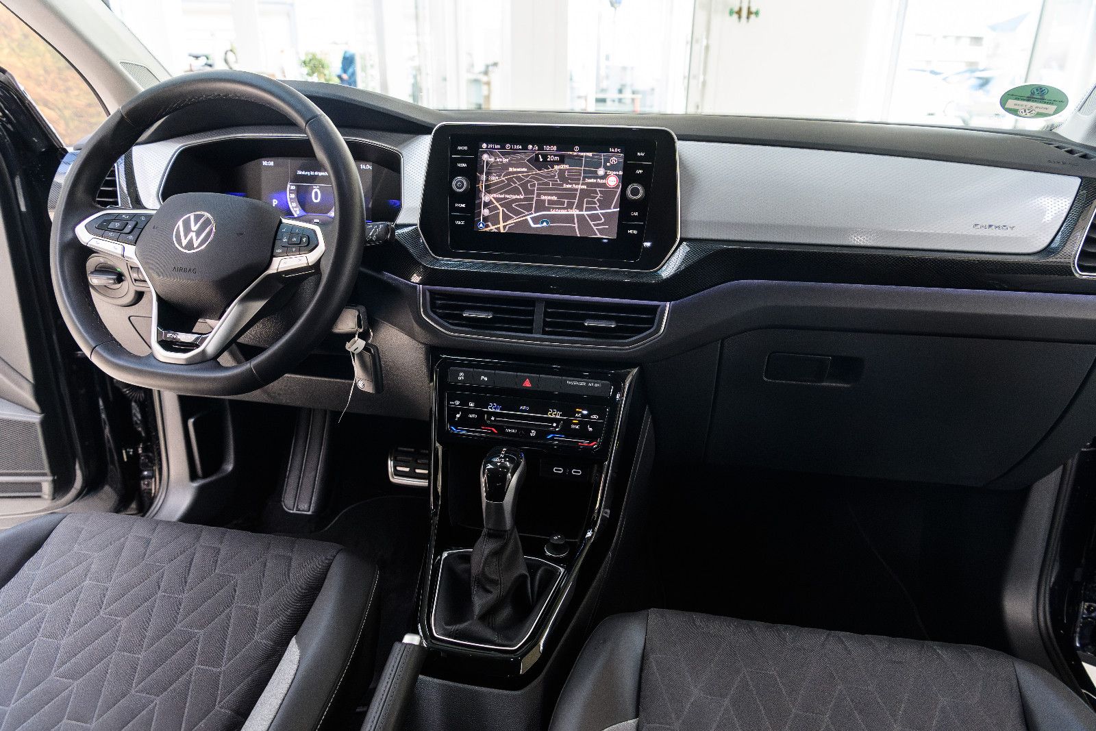 Fahrzeugabbildung Volkswagen T-Cross 1.0 TSI DSG 85 kW Energy+AHK+Kamera+Navi