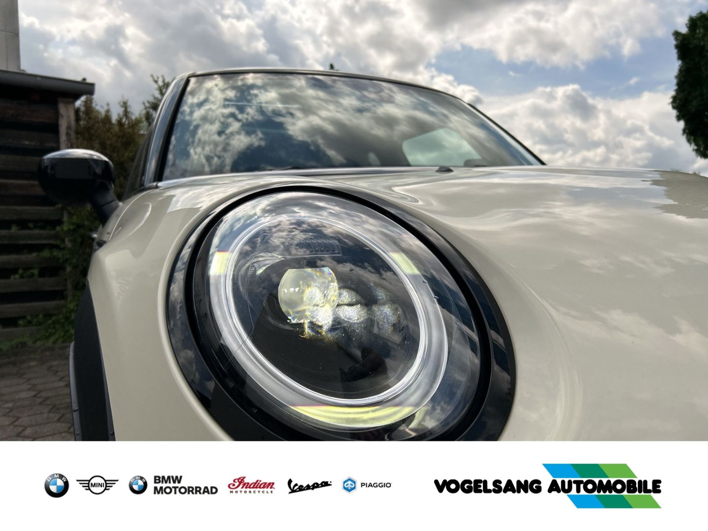 Fahrzeugabbildung MINI Cooper John Cooper Works Trim Vollausstattung Pa