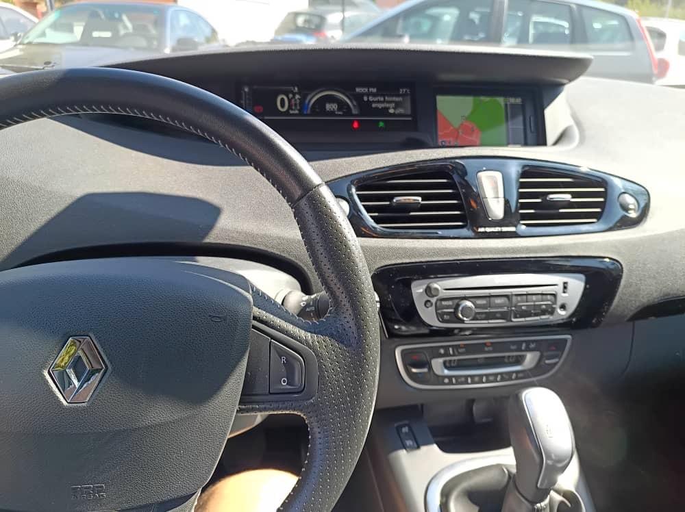 Renault Scénic III - 2.0 liters