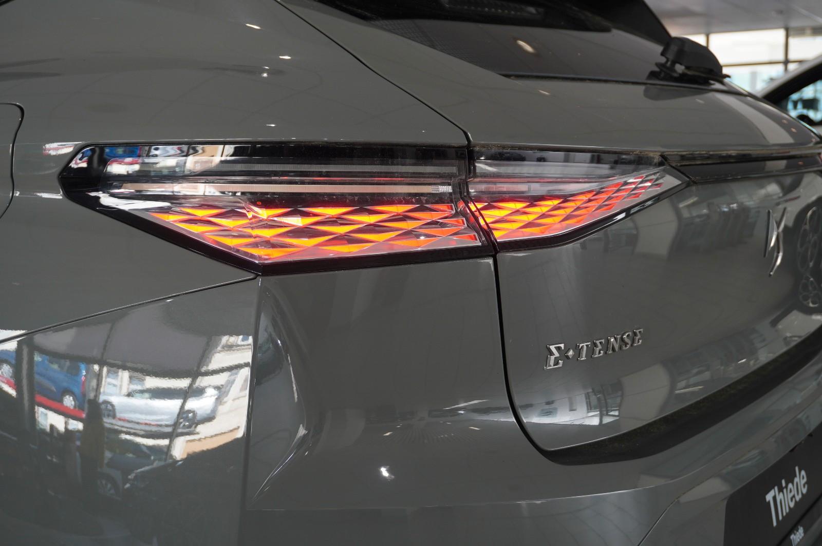 DS Automobiles DS4 DS 4 E-Tense PERFORM. LINE PHEV NAVI/LED/DAB