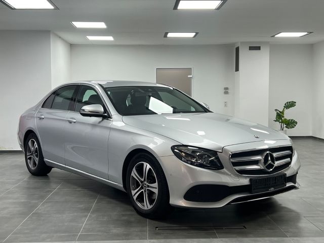 Mercedes-Benz E 200d Lim./TEMP/AHK/NAVI/360°/DAB/LED/T-LEDER/