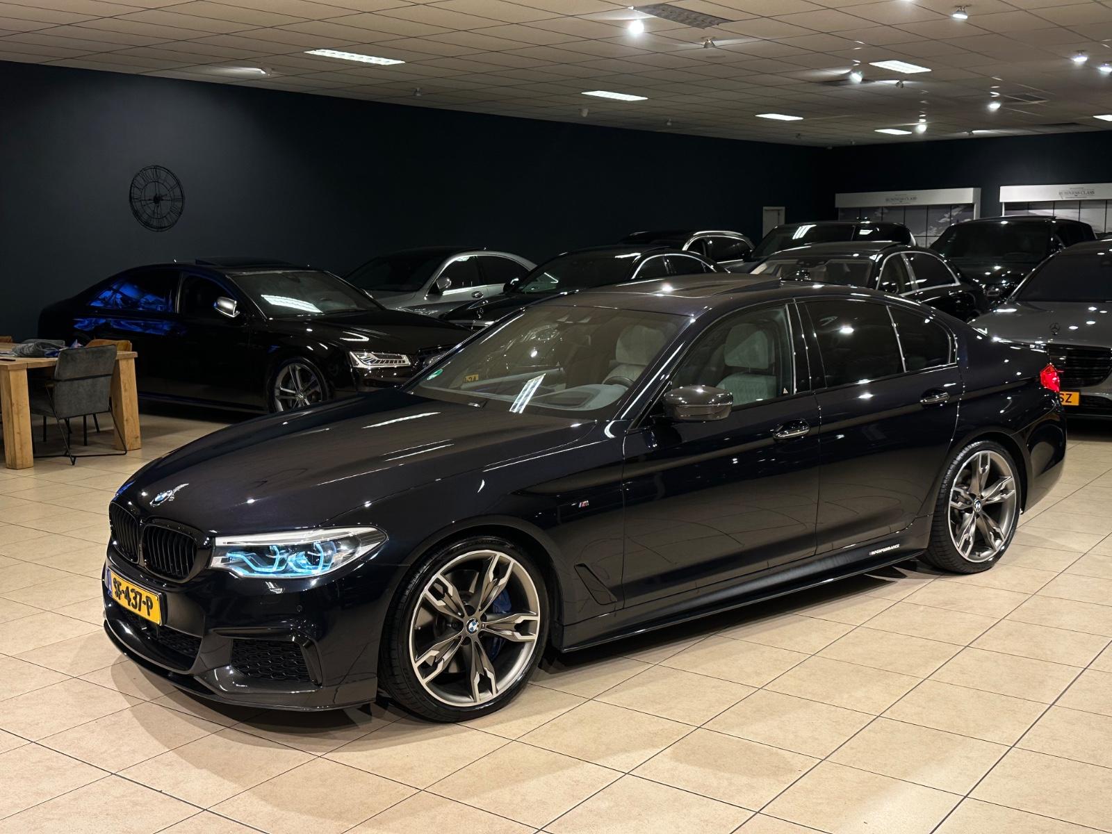 BMW M550d xDrive/MASSAGE/NACHTSICHT/ACC/HUD/360/VOLL