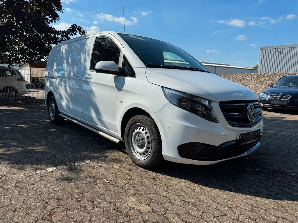 Image of Mercedes-Benz Vito