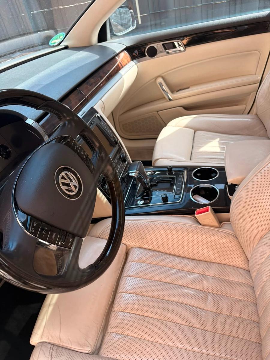 Volkswagen Phaeton 3.0 V6 TDI 4MOTION Tiptronic 4-Sitzer -